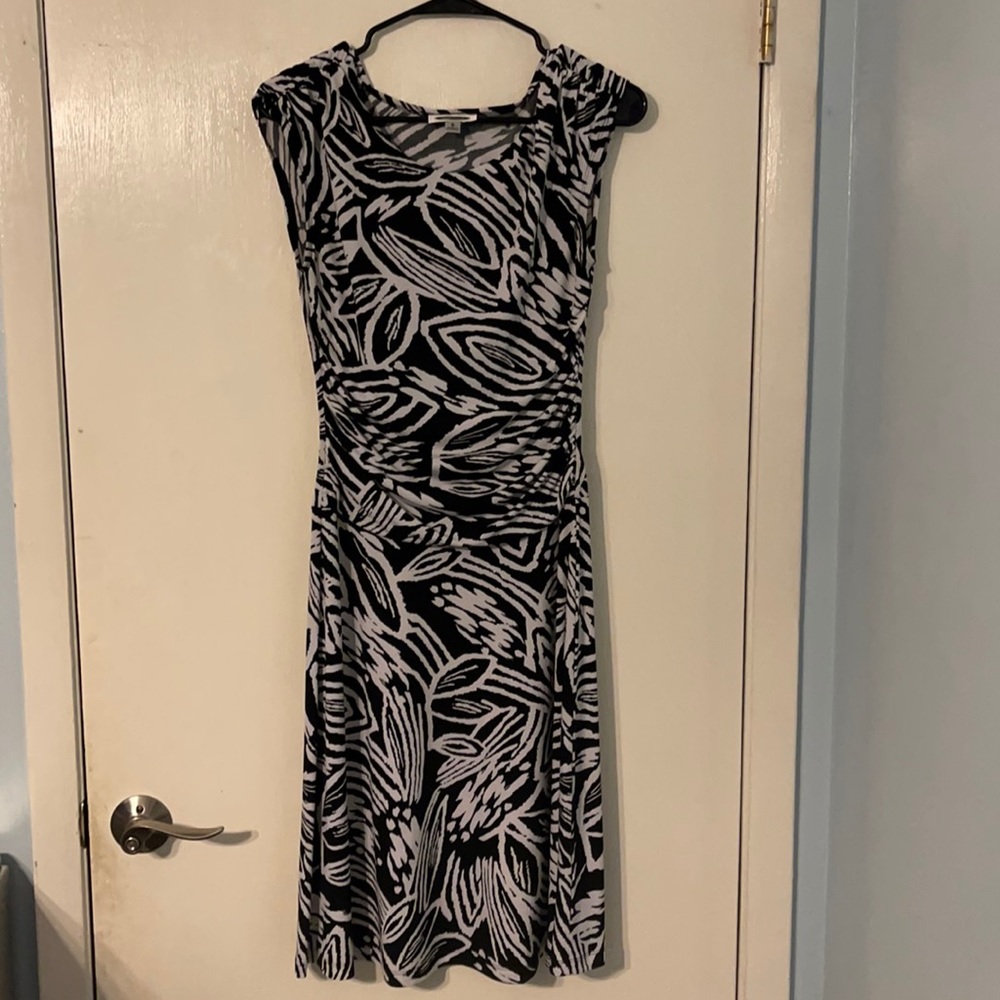 Intermission Dress Black and White Sz 6